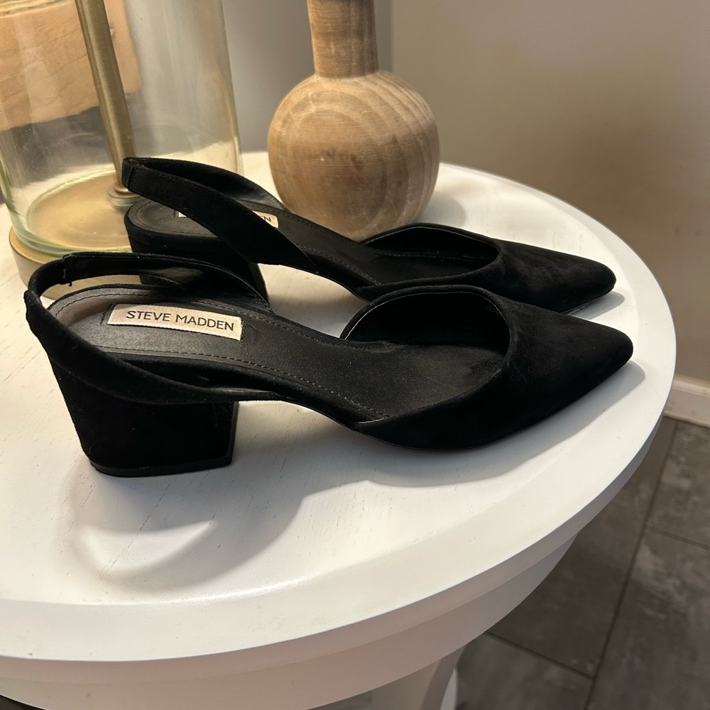 Steve Madden suede shoes